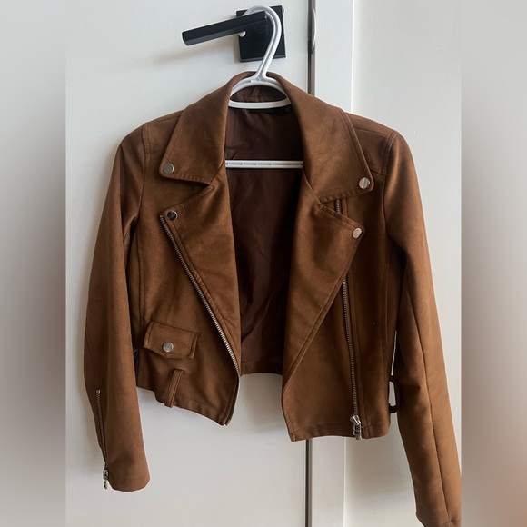 Selling Aritzia Suede Camel Jacket by Talula - Picture 1 of 4